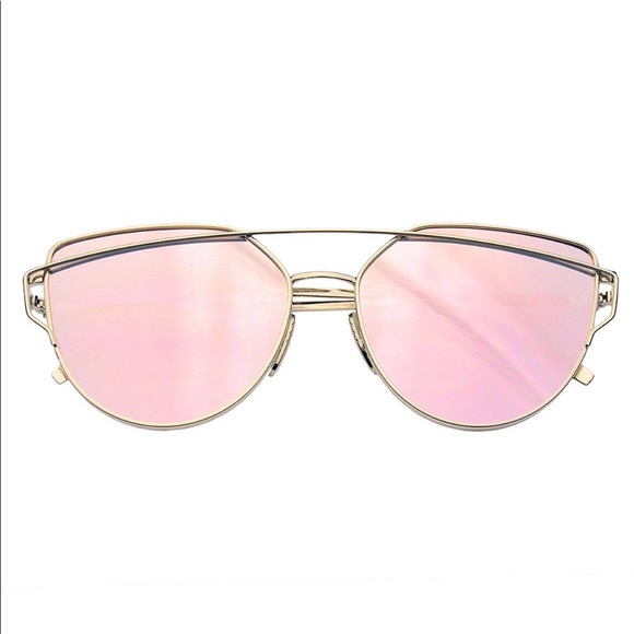 ✨LAST ONE ✨Cat Eye Mirrored flat lenses sunglasses - Picture 5 of 10